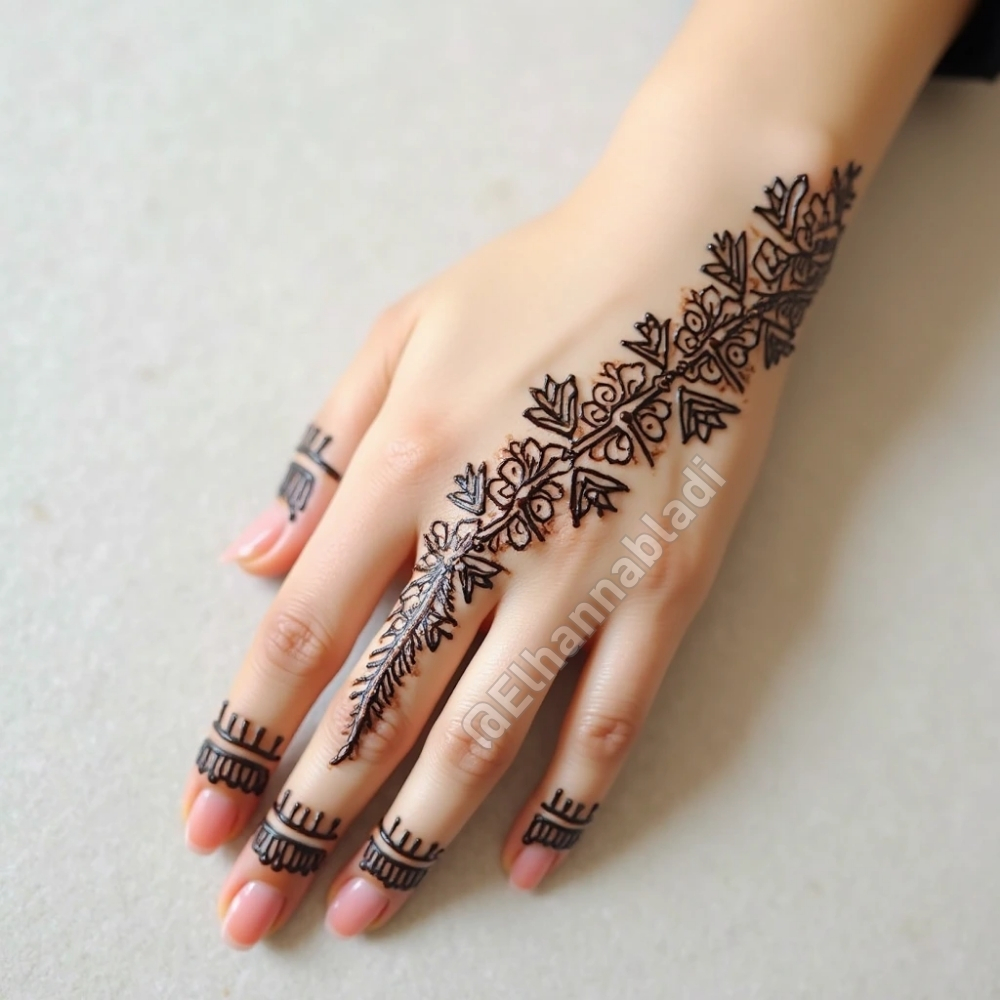 نقش حناء ناعم عربي وبسيط