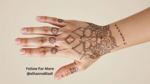 نقش حناء دوائر ومثلثات للاطفال