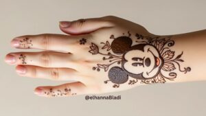 نقش حناء للاطفال بالشخصيات الكرتونية المفضلة في 2025: ميكي ماوس